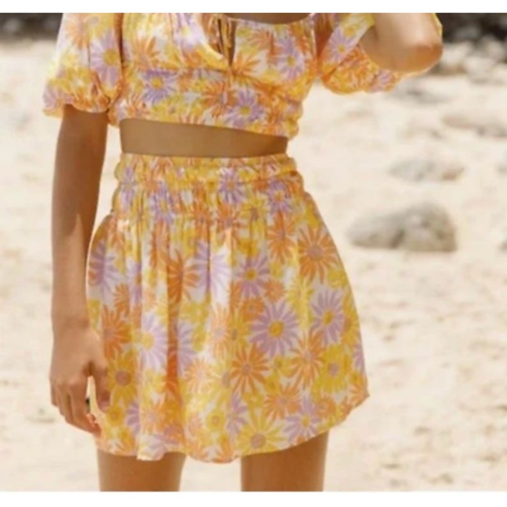 L*SPACE Elastic Waist XL Summer Mini Skirt Floral Purple, Yellow Daisy Print NWT